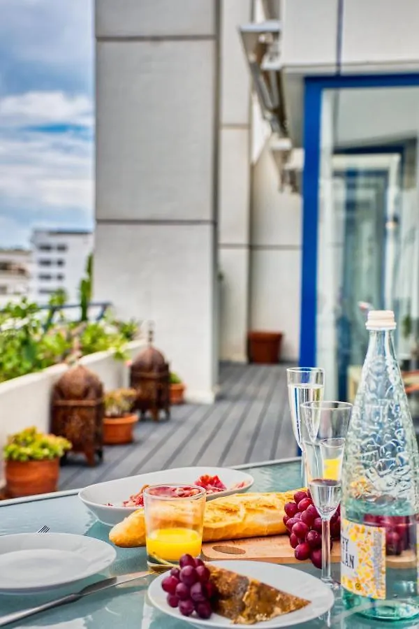 Seaside Penthouse Apartment Marbella 0*,